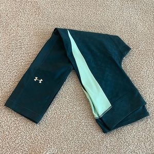 Under Armor Cropped Leggings
